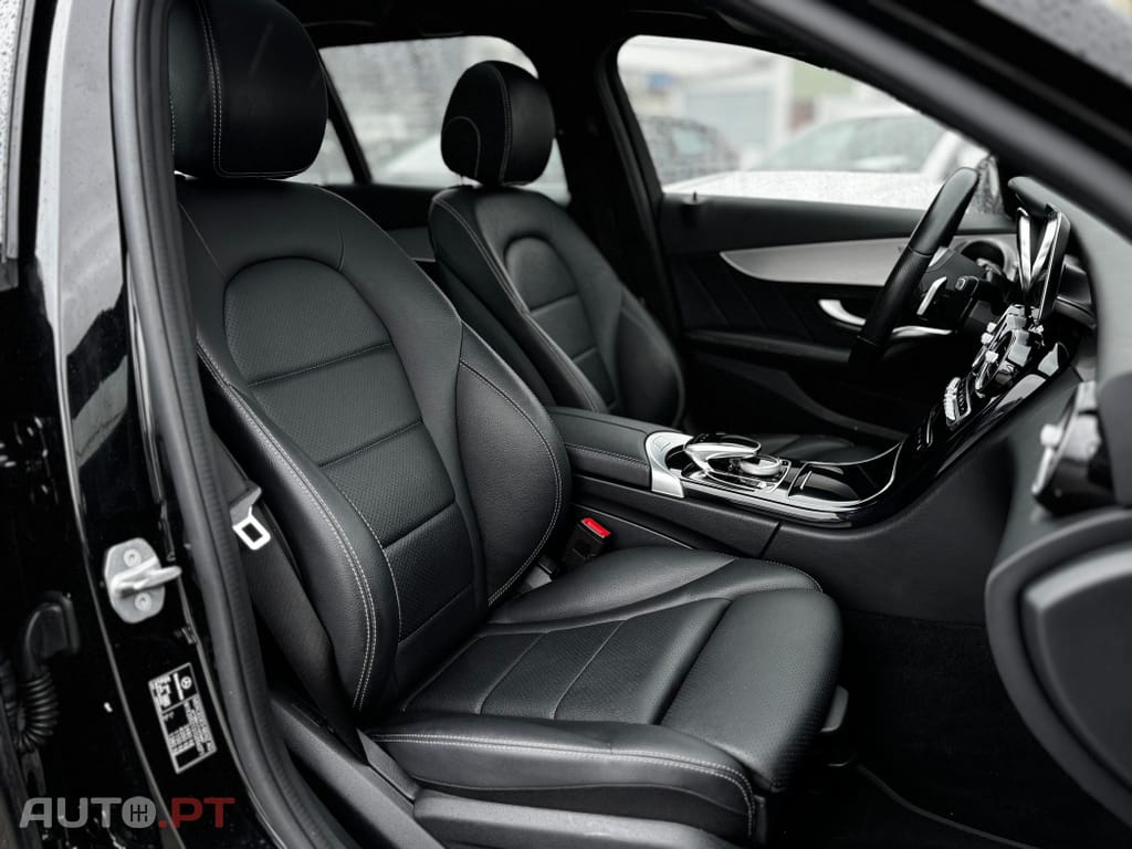 Mercedes-Benz C 300 de AMG Line