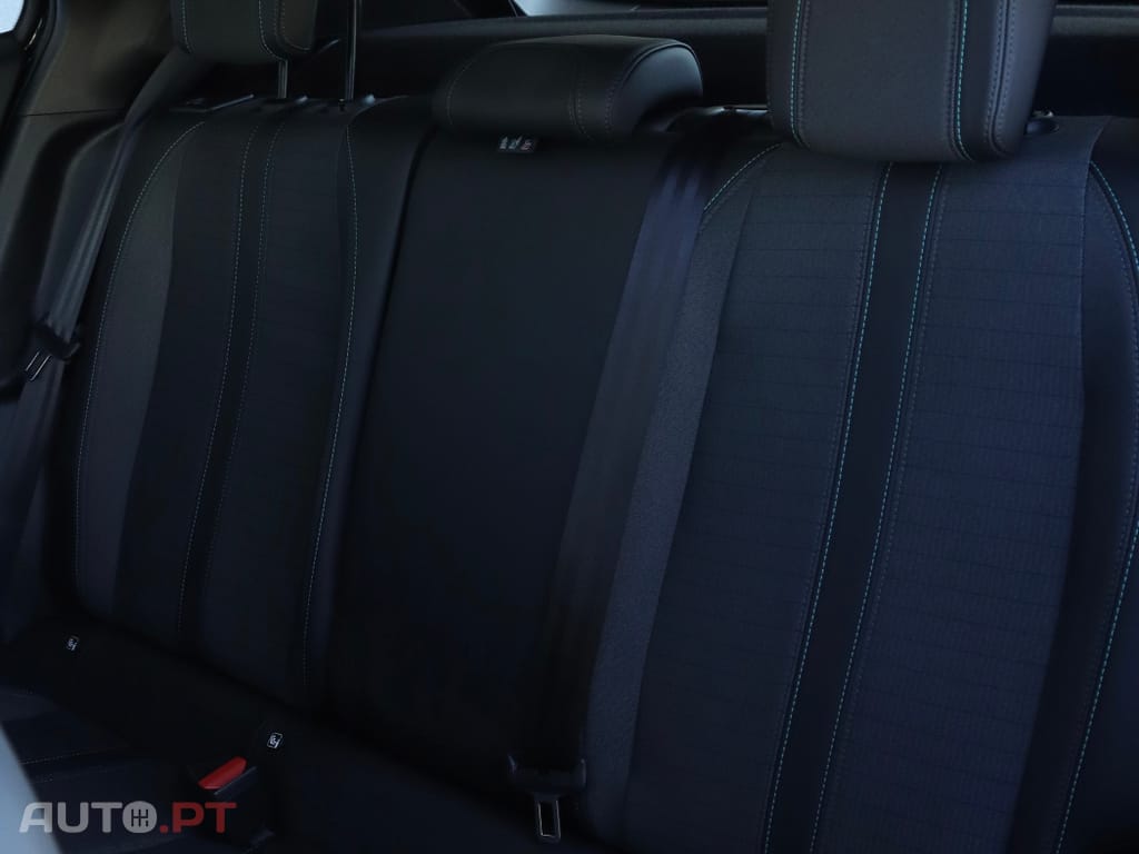 Peugeot 2008 1.2 PureTech Allure Pack EAT8