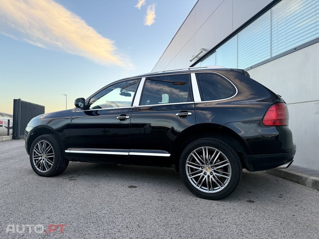 Porsche Cayenne outro
