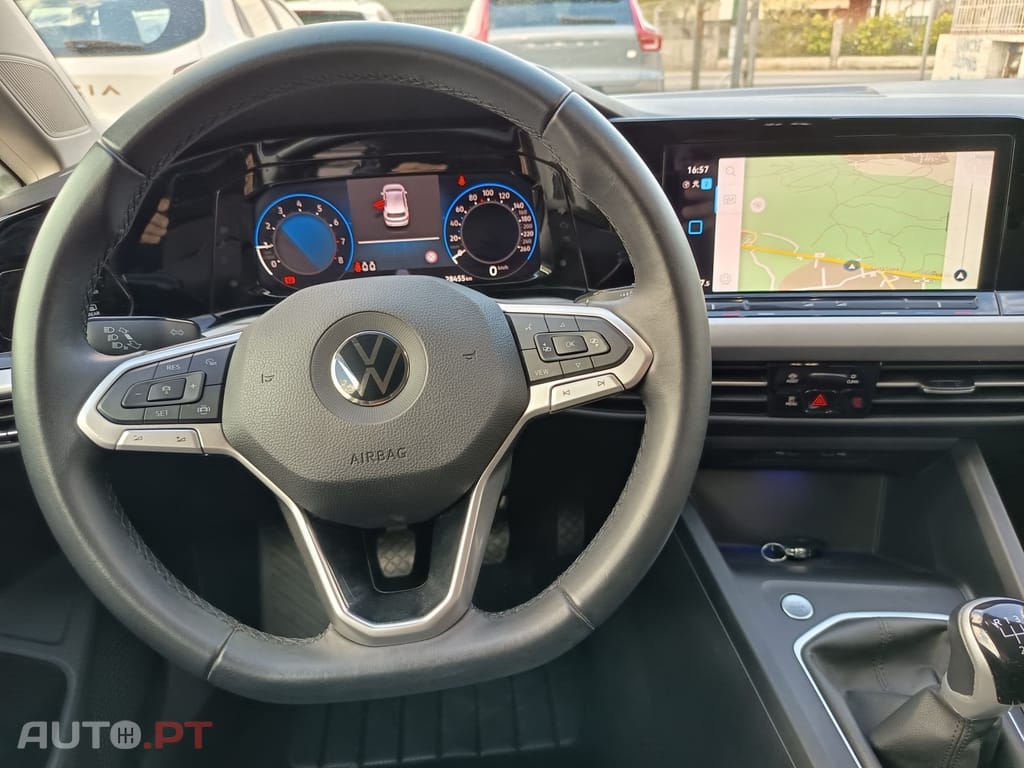 Volkswagen Golf 1.0 TSI Life