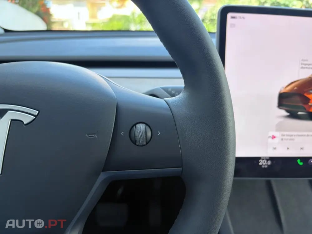 Tesla Model Y Long Range Tração Integral