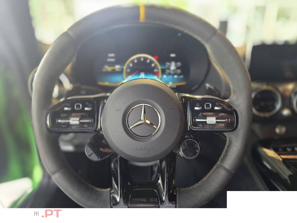 Mercedes-Benz AMG GT R