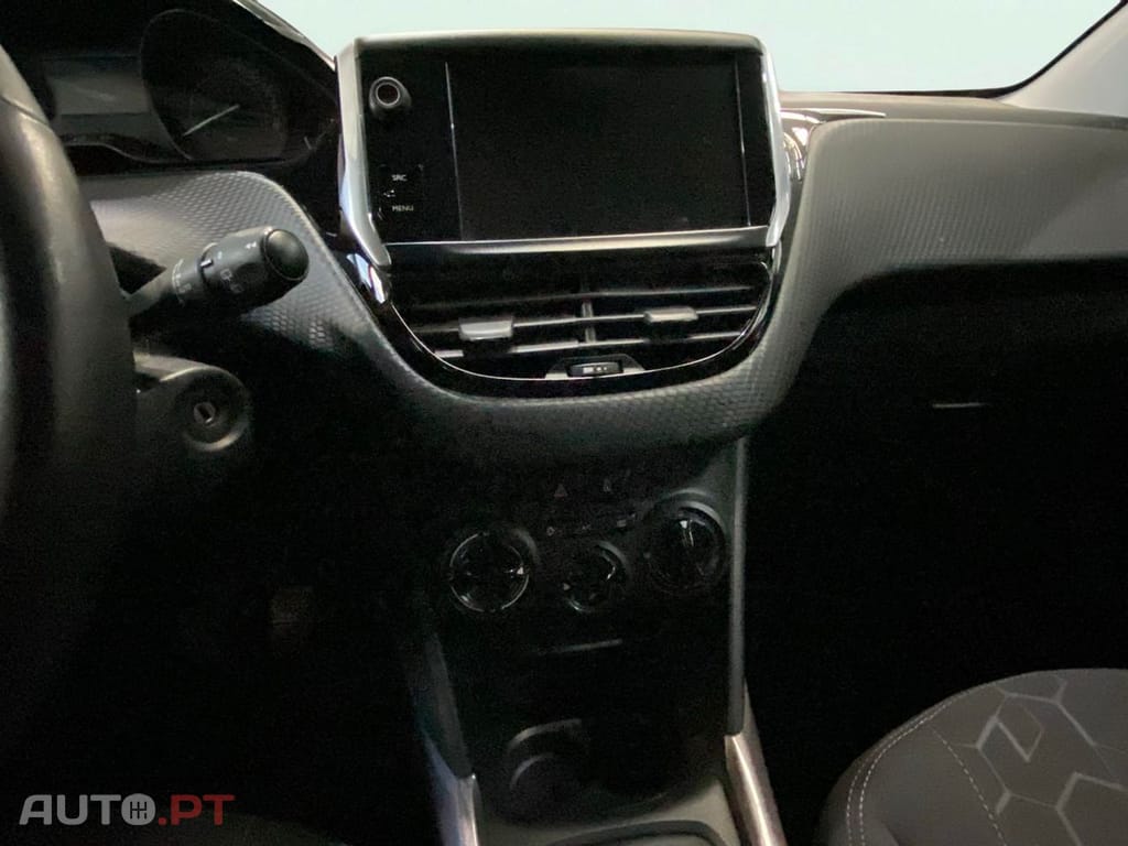 Peugeot 2008 1.2 PureTech Active