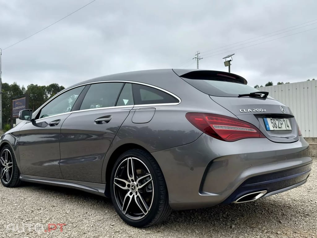 Mercedes-Benz CLA 200 d Shooting Brake AMG Line Aut. — fotografia 15