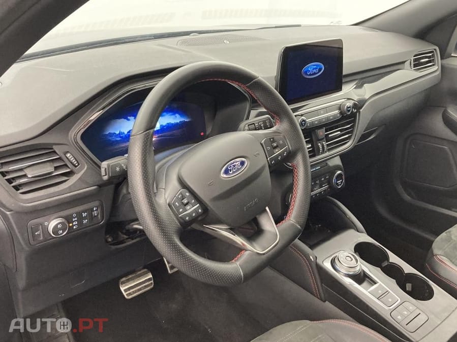 Ford Kuga 2.5 FHEV ST-Line X