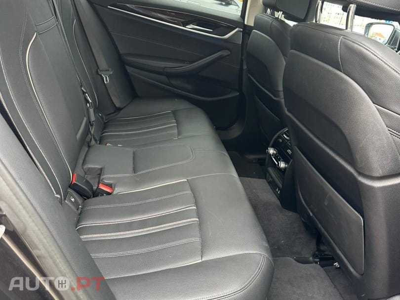 BMW 530 e Line Luxury