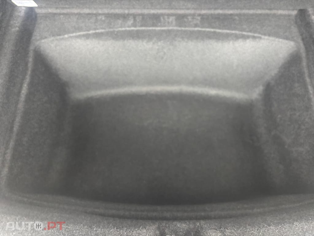 Tesla Model 3 Standard Range Plus RWD