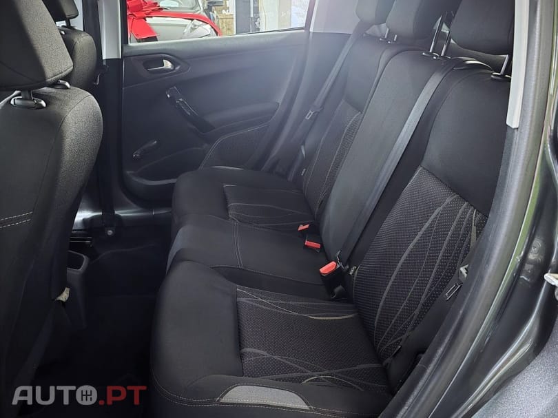 Peugeot 208 1.2 PureTech Active