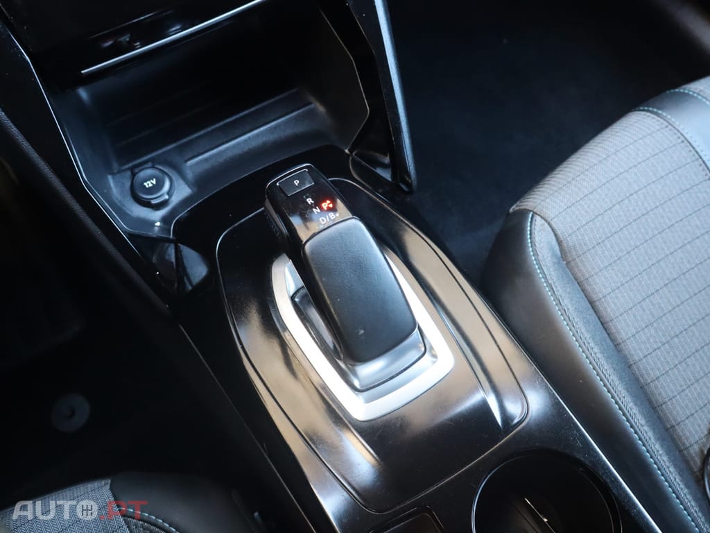 Peugeot E-208 50 kWh Allure