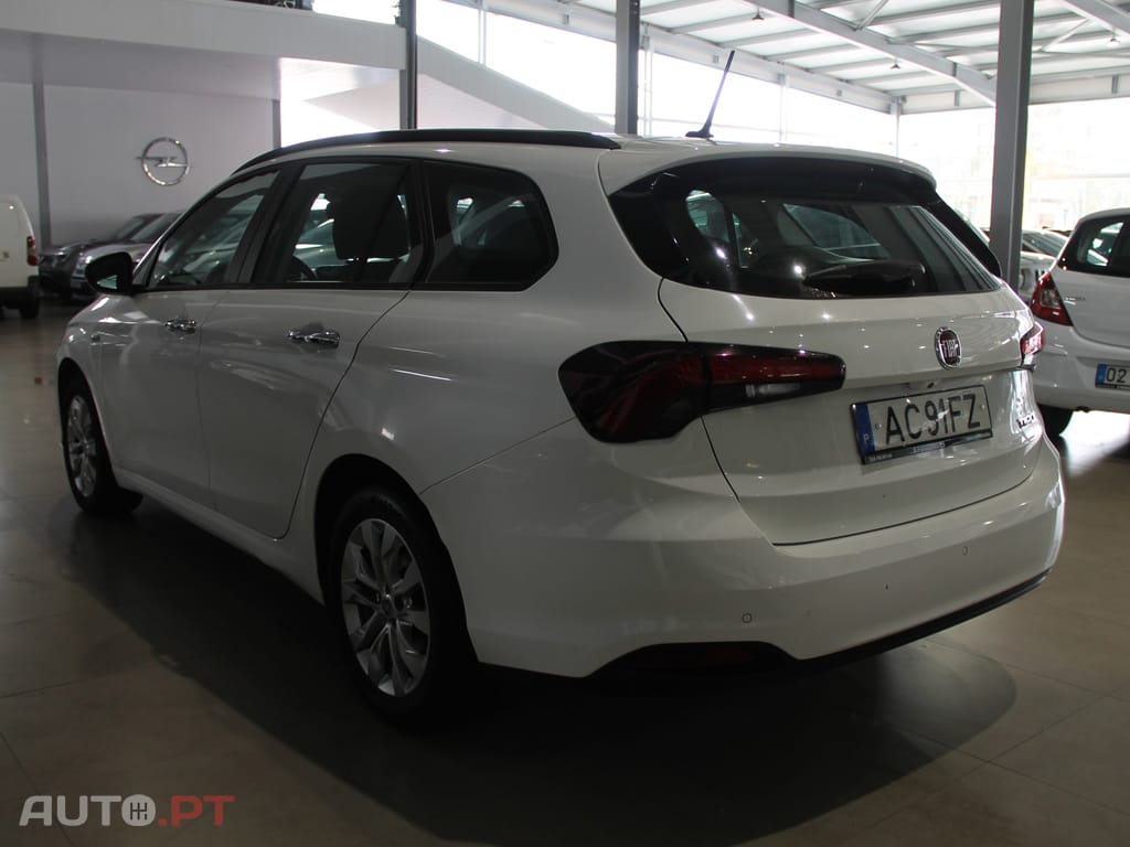 Fiat Tipo 1.3 M-Jet Easy