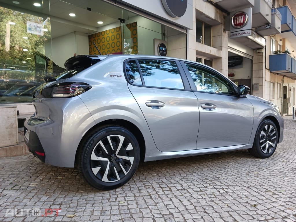 Peugeot 208 1.2 PureTech Style
