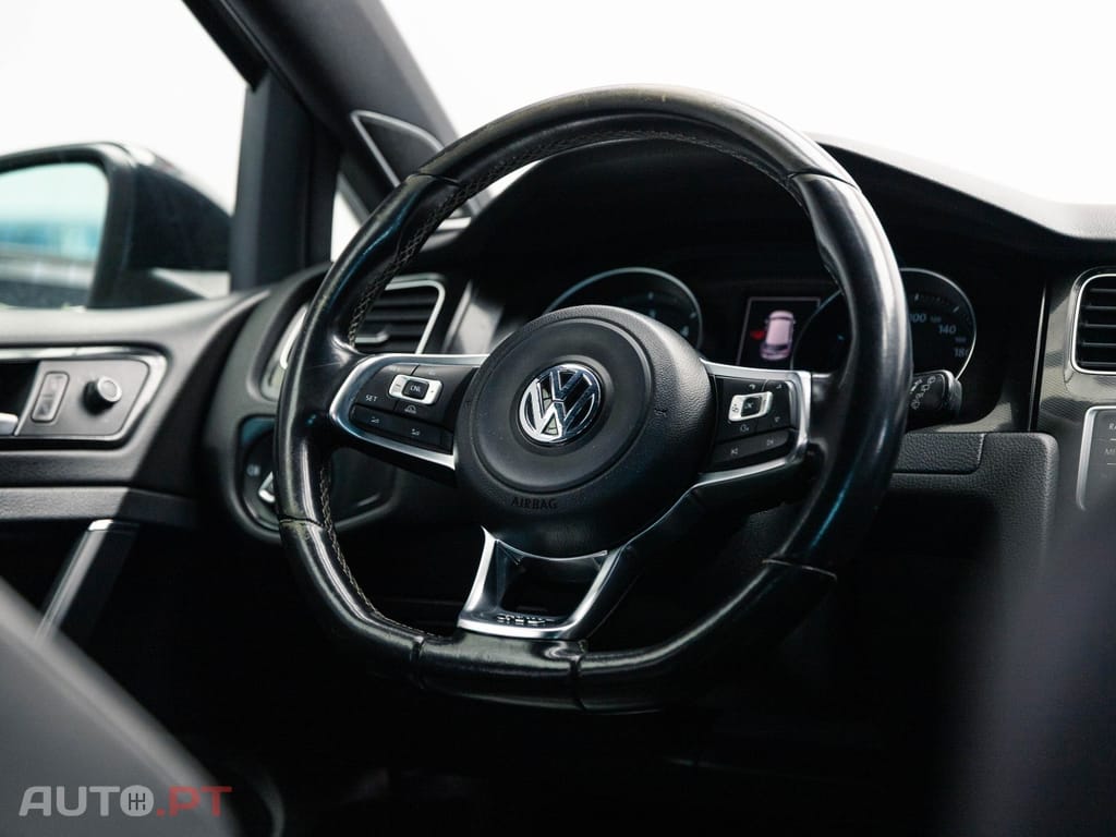 Volkswagen Golf 2.0 TDI GTD DSG