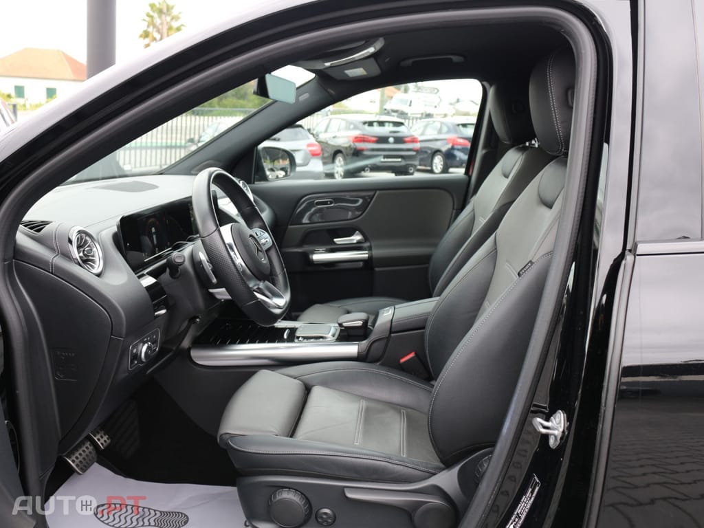 Mercedes-Benz GLA 200 D  AMG PACK NIGHT