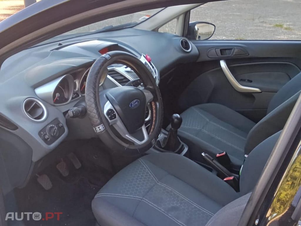 Ford Fiesta Titanium