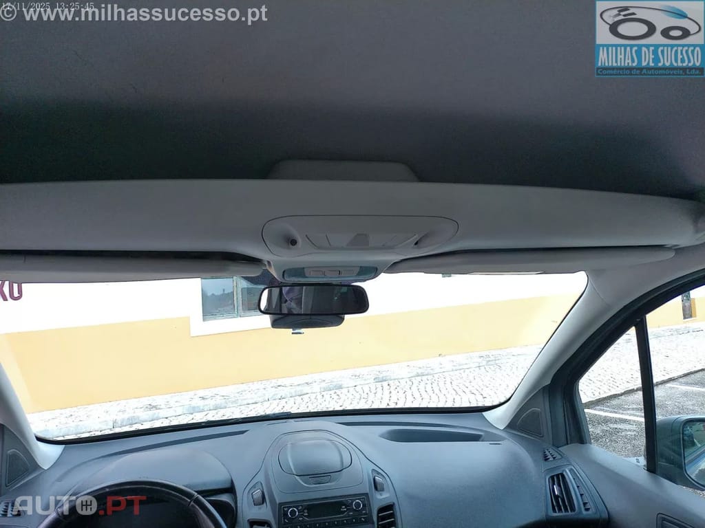 Ford Tourneo Grand 1.5 TDCi Active