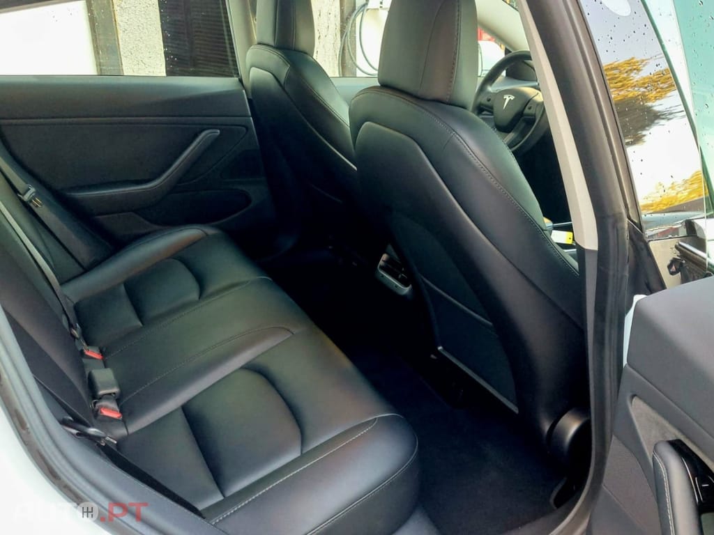 Tesla Model 3 AWD LONG RANGE DUAL MOTOR