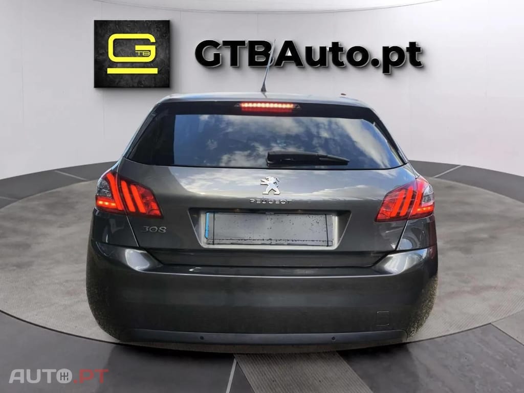 Peugeot 308 1.2i Style