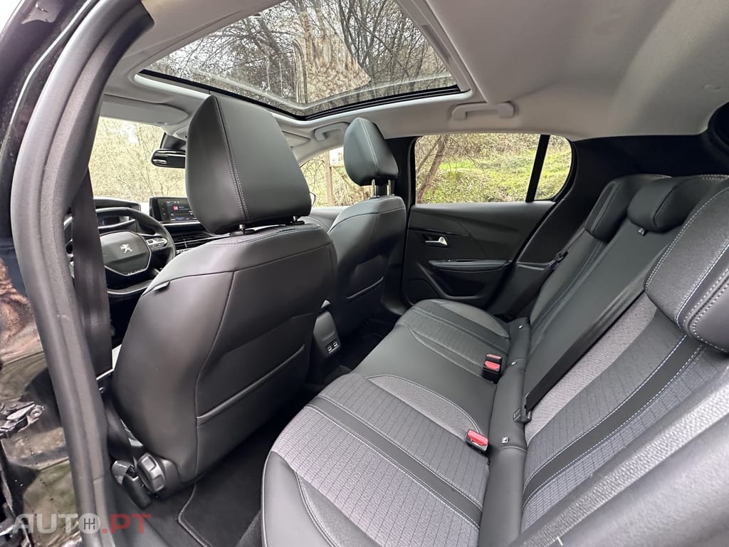 Peugeot 208 1.5 BlueHDi Allure