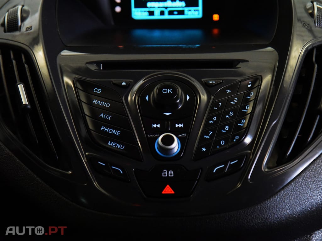 Ford Tourneo 1.0 EcoBoost Titanium