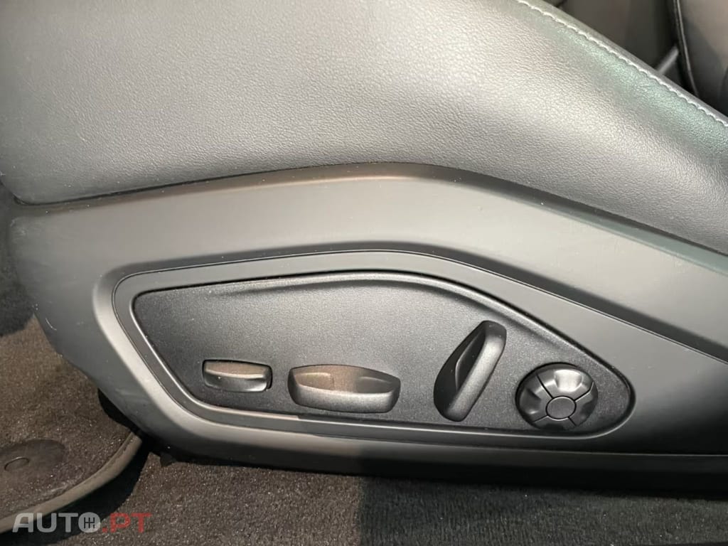 Porsche Taycan 4S I.V.A DEDUTIVEL 