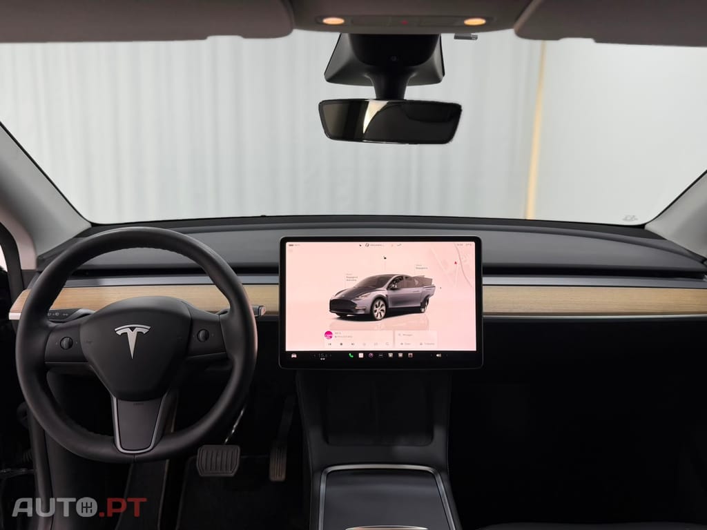Tesla Model Y Long Range Tração Integral