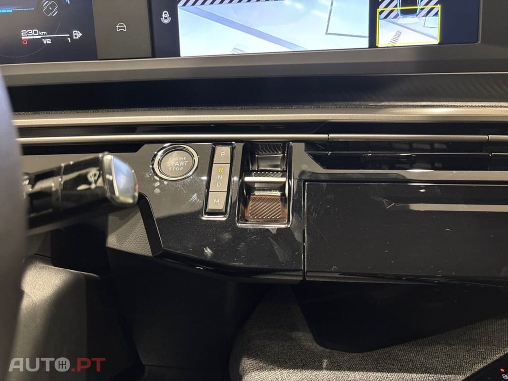 Peugeot 3008 Hybrid e-DCS6 Allure I.V.A DEDUTIVEL