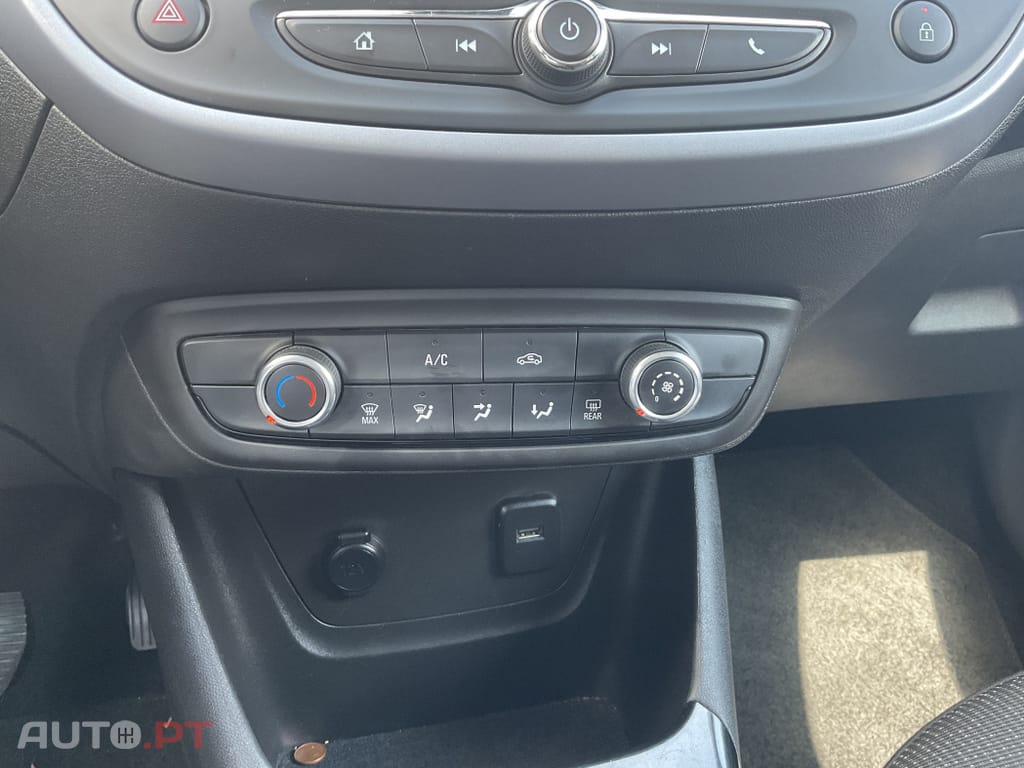 Opel Crossland X 1.2 Business Edition