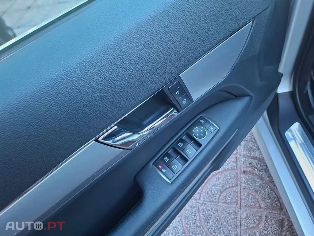 Mercedes-Benz E 220  Cdi Dpf Blueefficiency 7g  Tronic Avantgarde