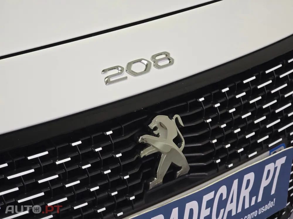 Peugeot E-208 50 kWh SE Style