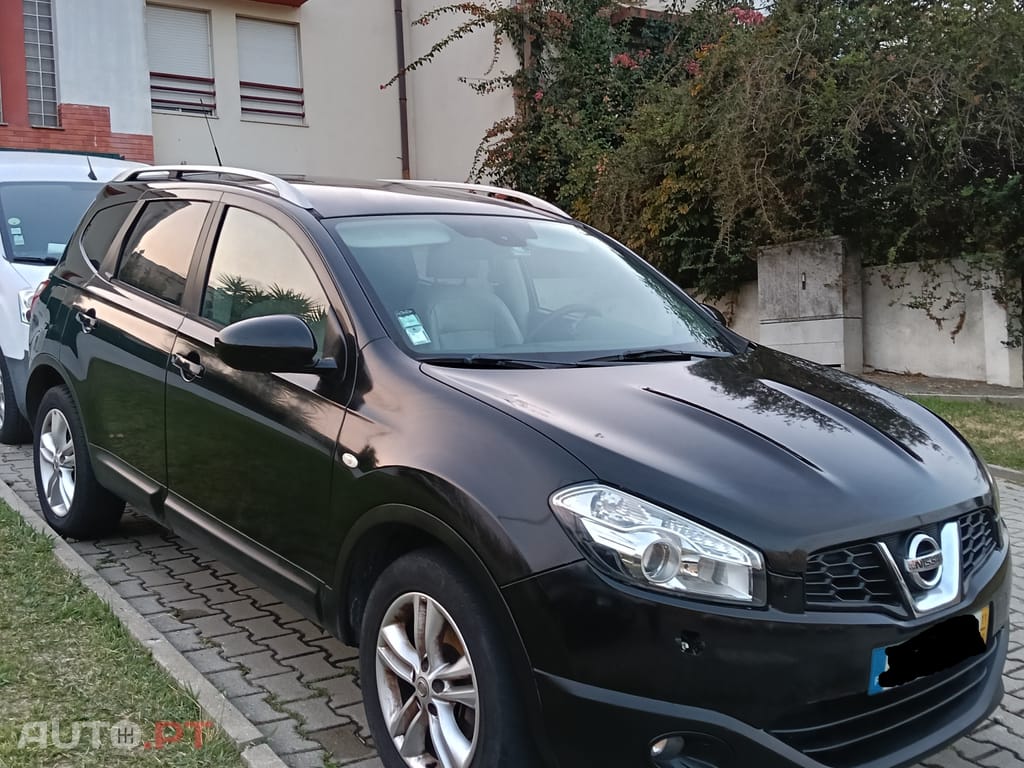 Nissan Qashqai +2 1.5 tekna premium 17
