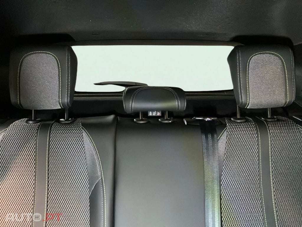 Peugeot E-2008 50 kWh GT