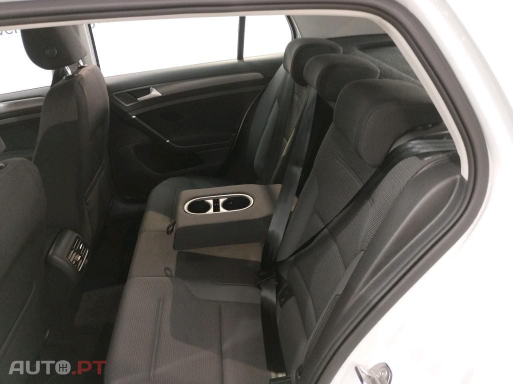 Volkswagen e-Golf AC/DC