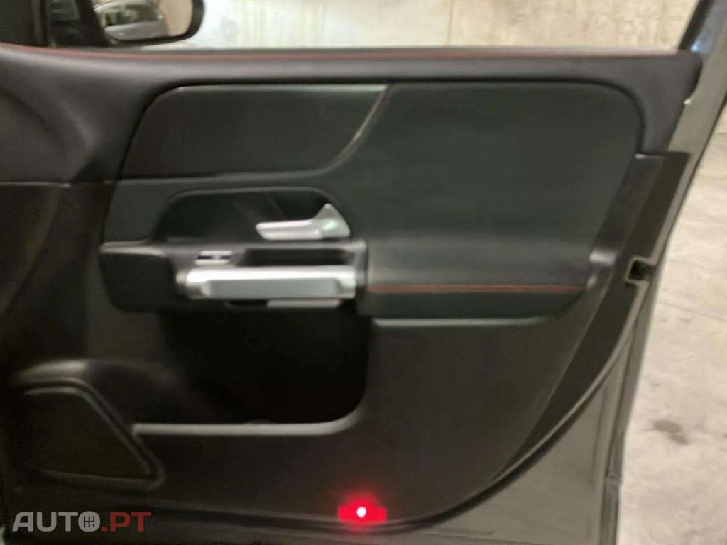 Mercedes-Benz GLB 200 d AMG Line