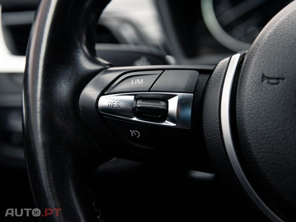 BMW X1 18 d xDrive Advantage