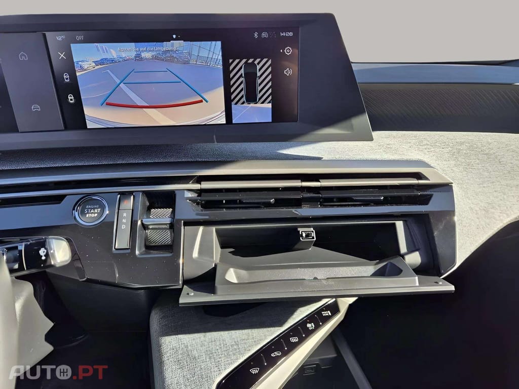 Peugeot E-3008 Allure I.V.A DEDUTÍVEL 