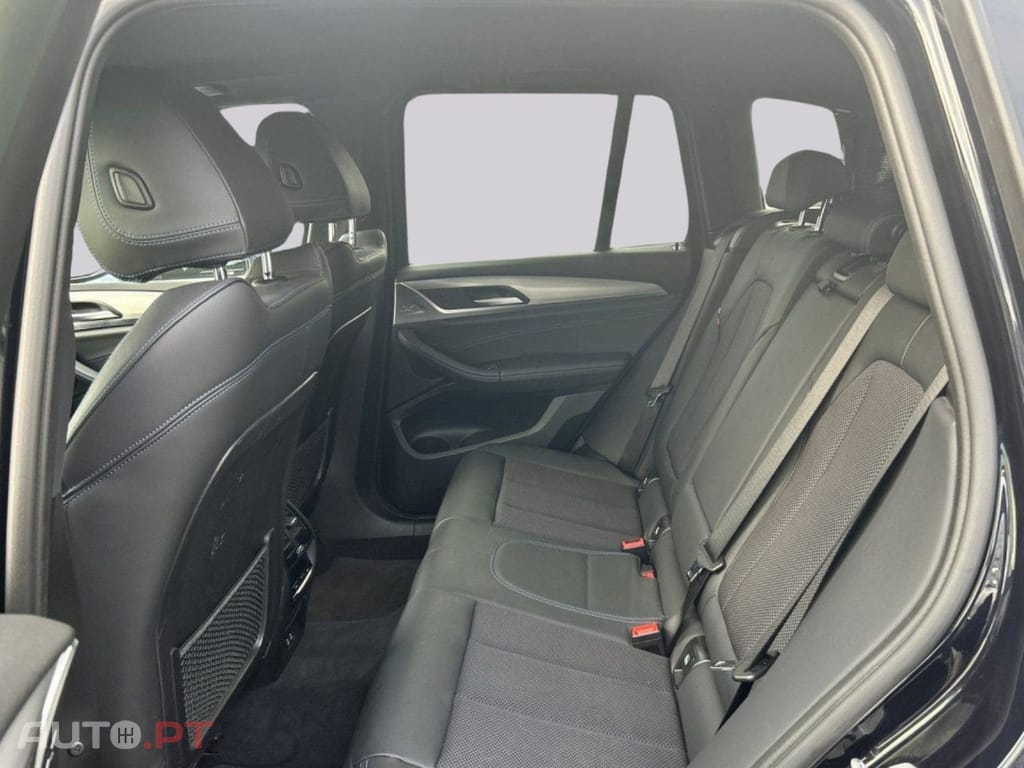 BMW X3 I.V.A DEDUTIVEL xDrive30e M Sport