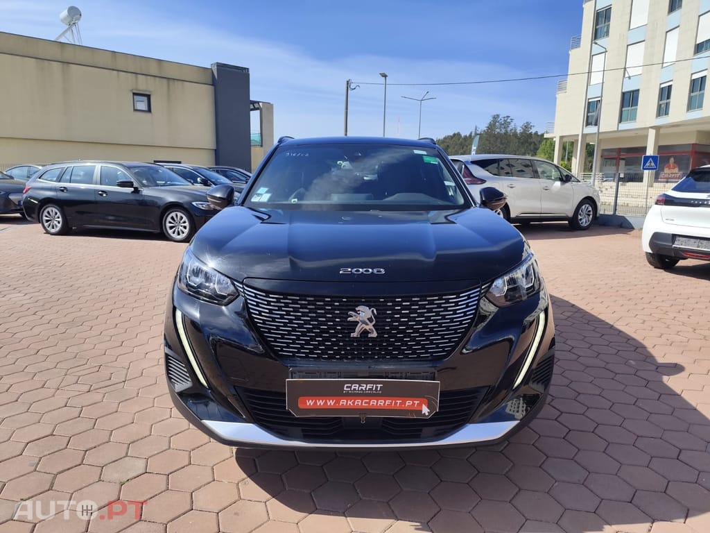 Peugeot 2008 1.2 PureTech Allure EAT8
