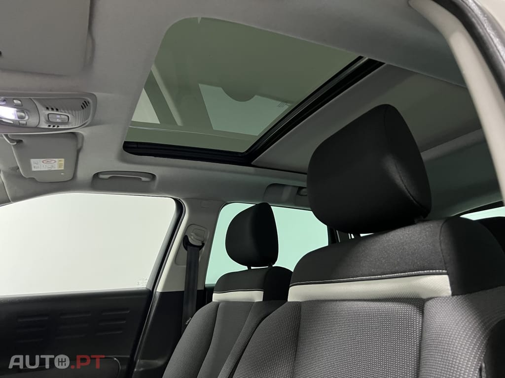 Citroen C3 Aircross PureTech 110 Stop & Start OPF SHINE