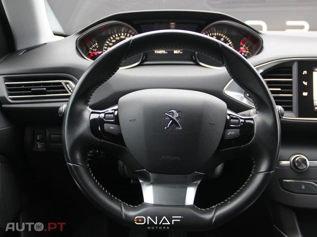 Peugeot 308 1.2 e-THP Allure 130cv