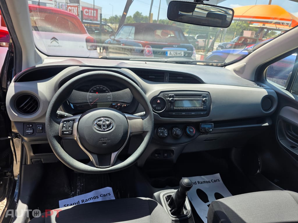 Toyota Yaris 2016