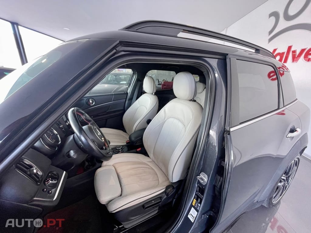 MINI Countryman Cooper SE ALL4 Auto