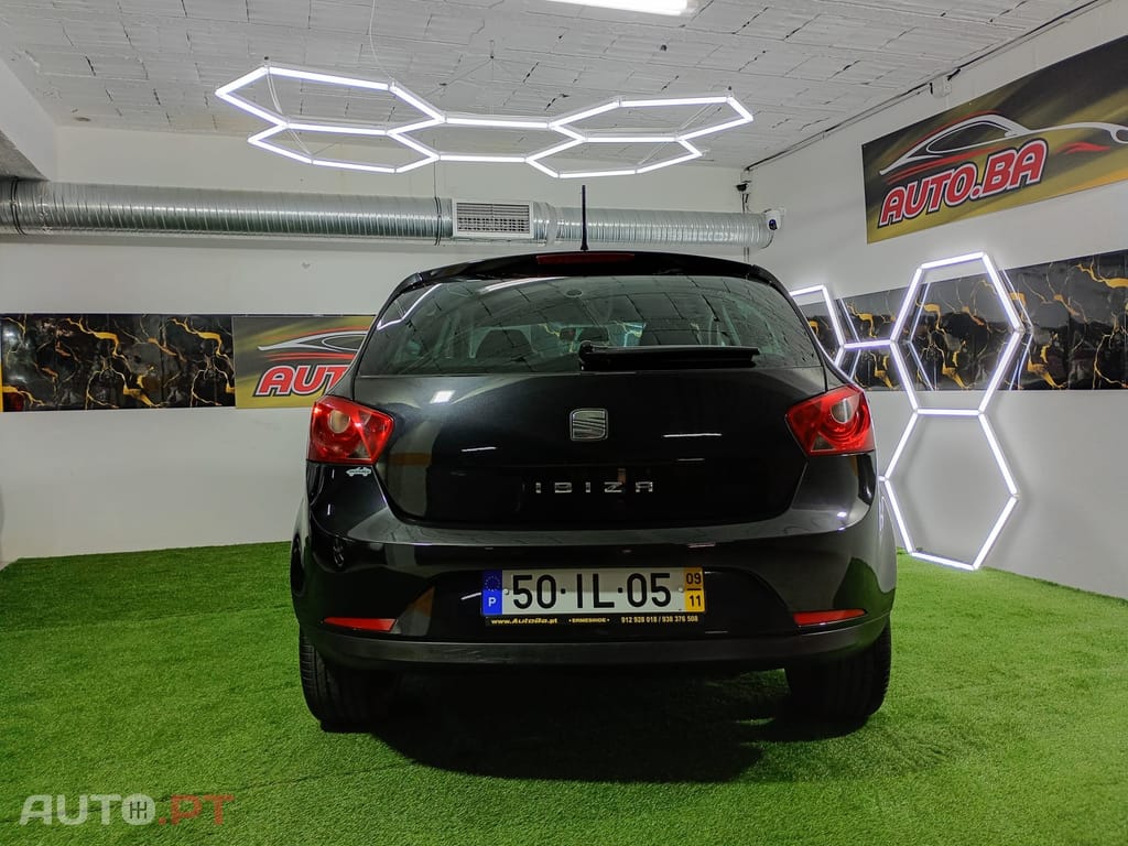 SEAT Ibiza 1.6 TDI Reference — fotografia 45
