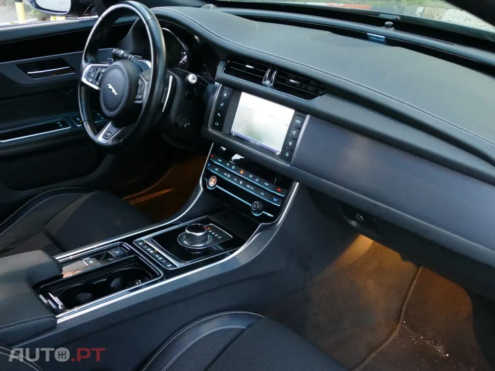 Jaguar XF 2.0 D R-Sport Aut.