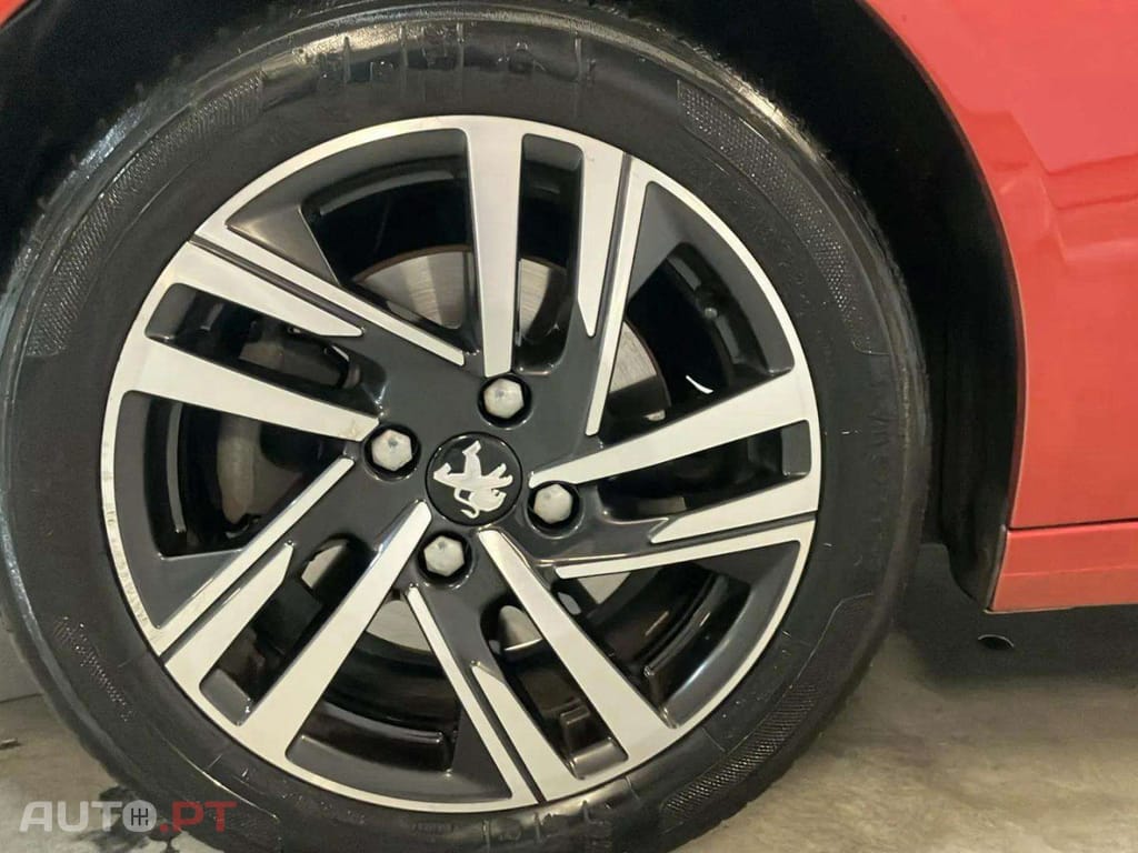 Peugeot 208 1.2 PureTech Allure