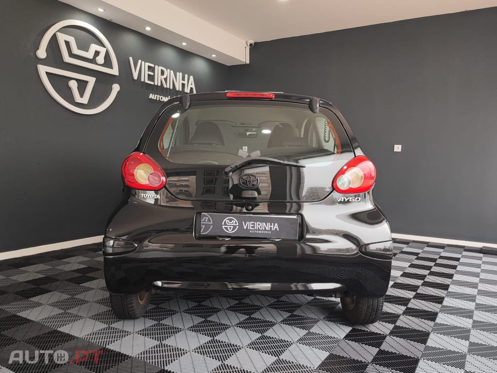 Toyota Aygo 1.0 AC (nacional)