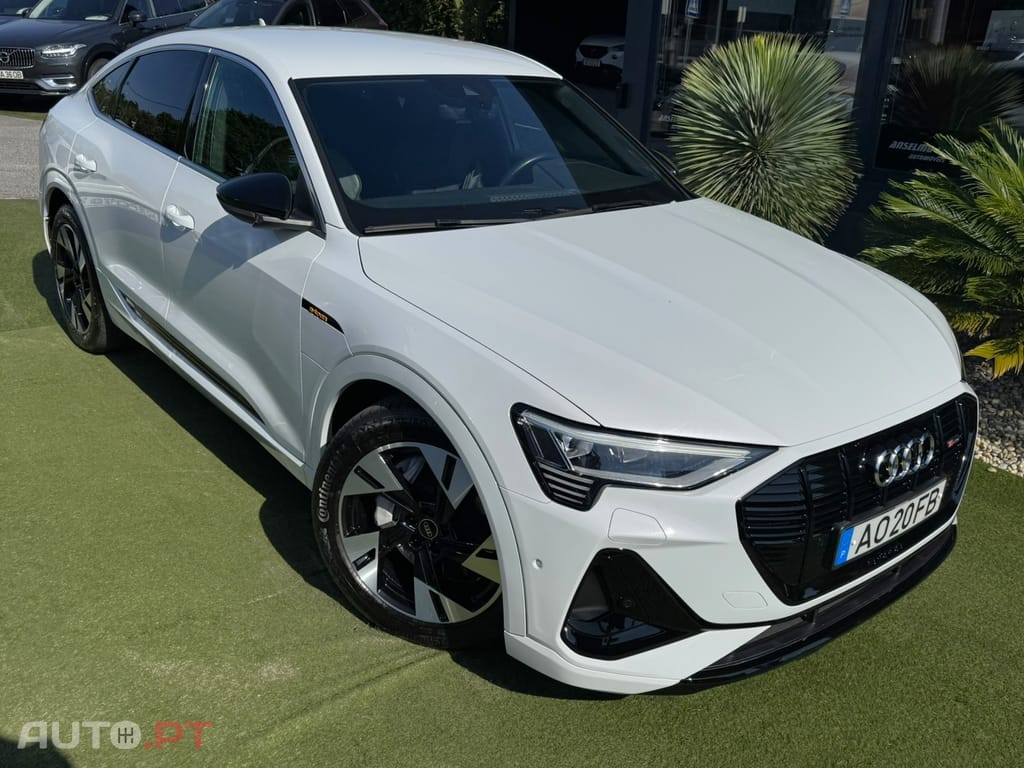 Audi E-Tron 55 quattro S line