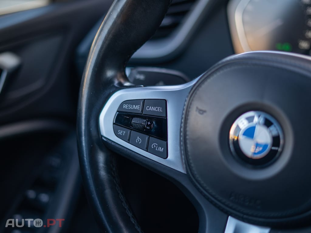 BMW 216 d Pack Desportivo M