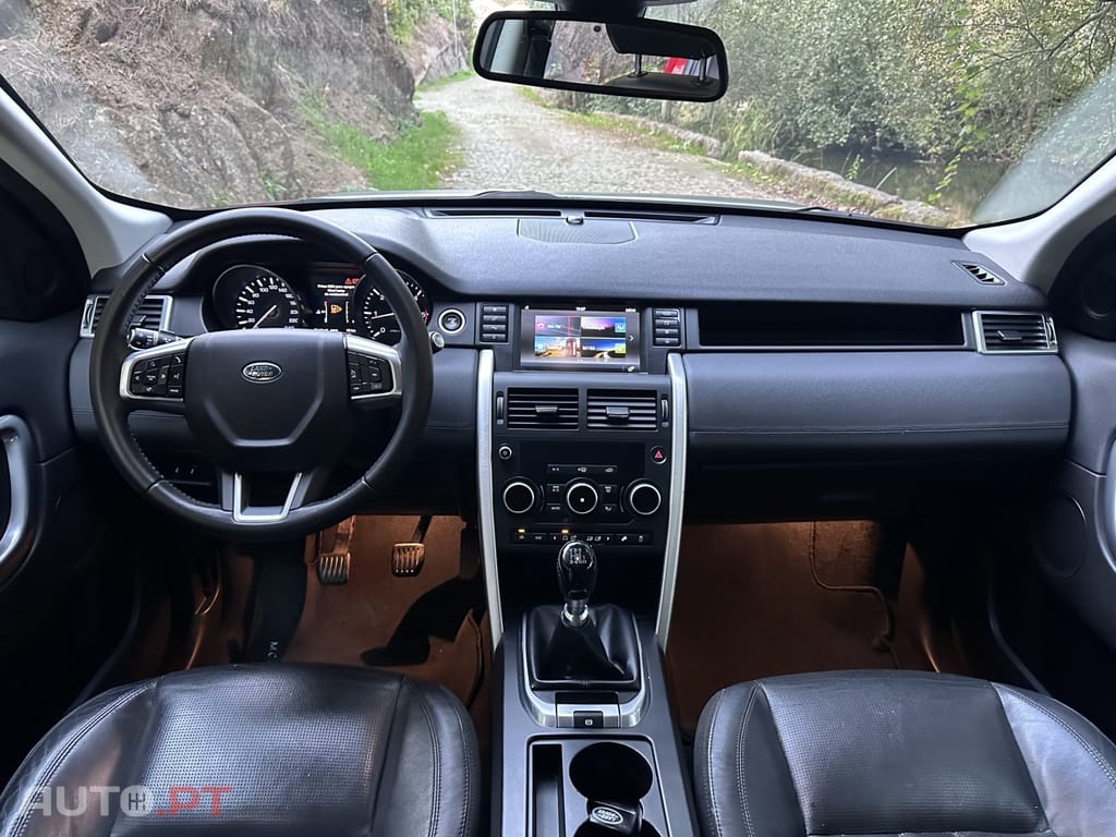 Land Rover Discovery Sport 2.0 TD4 HSE