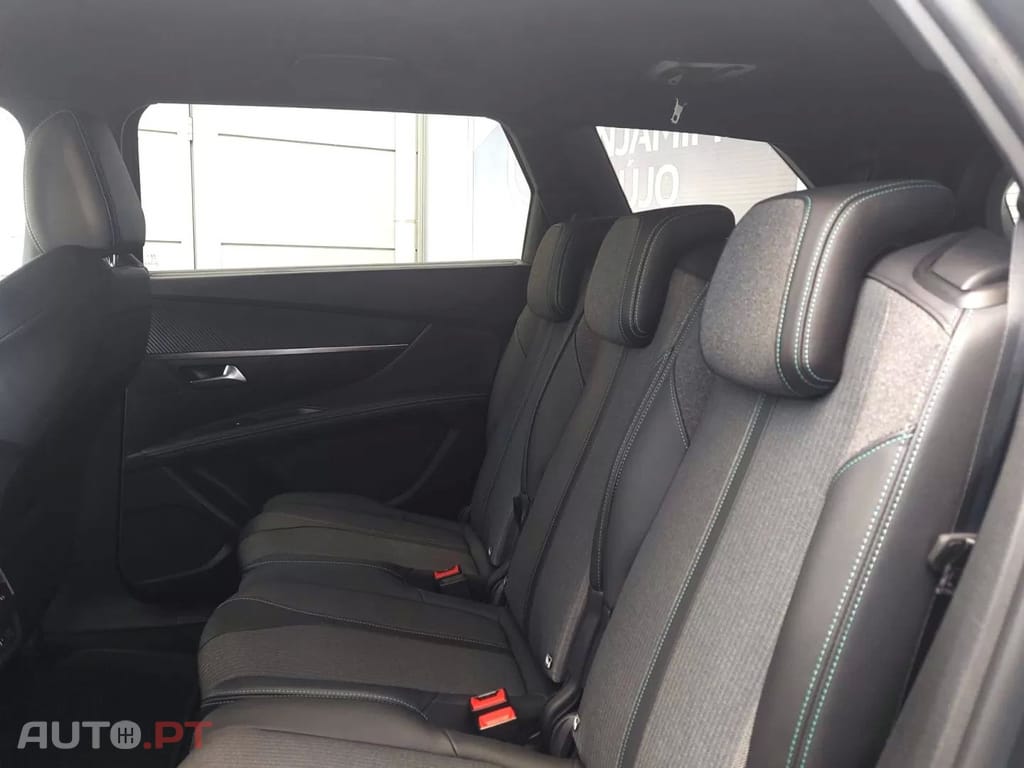 Peugeot 5008 1.5 BlueHDi Allure EAT8