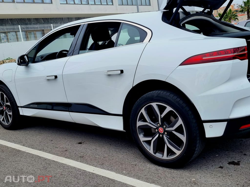 Jaguar I-Pace EV400 S